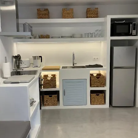 Okeanos Apartment *